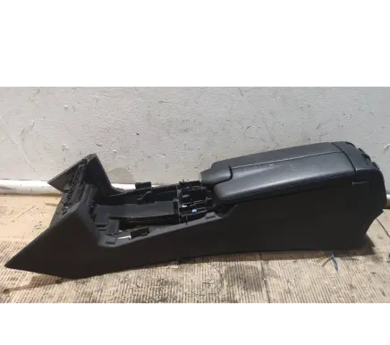 Mercedes-Benz E W212 Armrest A2126800552