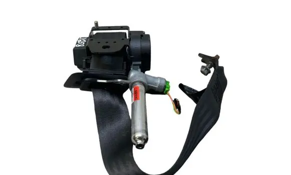 Volvo S80 Rear seatbelt 08686417 6161467085
