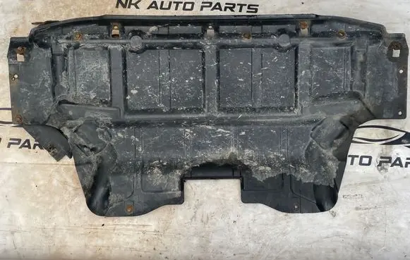 BMW X5 E53 Engine splash shield/under tray 