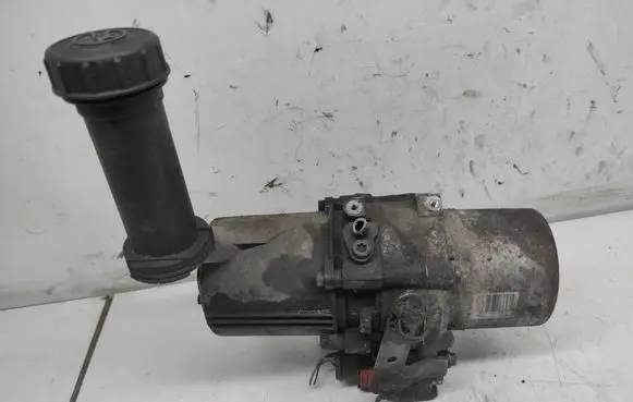 Peugeot 3008 I Power steering pump 115968D9121100344