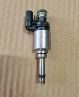 Ford Focus Fuel injector 0261500219-T