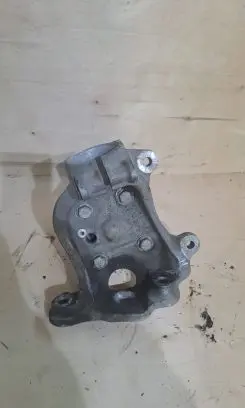 BMW 5 E60 E61 Front wheel hub spindle knuckle 6760954
