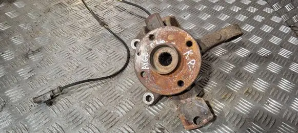 Toyota Aygo AB10 Front wheel hub
