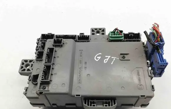 Honda Civic IX Central body control module TV0E210 E6116RA000021