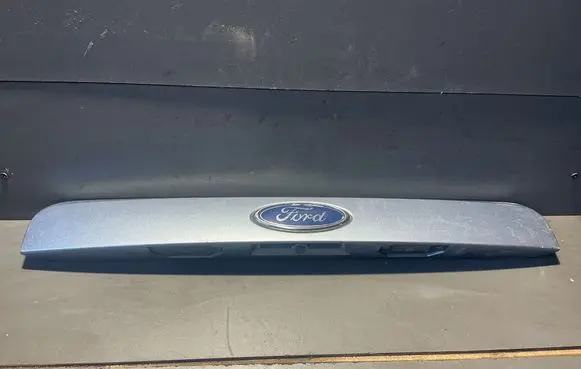 Ford Mondeo Mk III Trunk door license plate light bar 1S71N43400