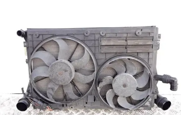 Volkswagen PASSAT B7 Radiator set 