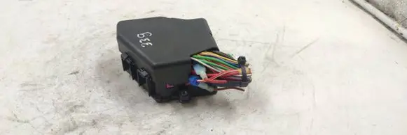 Audi A4 S4 B5 8D Fuse module