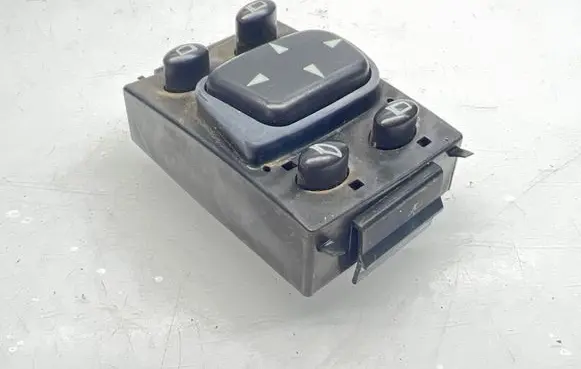 Mercedes-Benz S W220 Wing mirror switch 2208211651