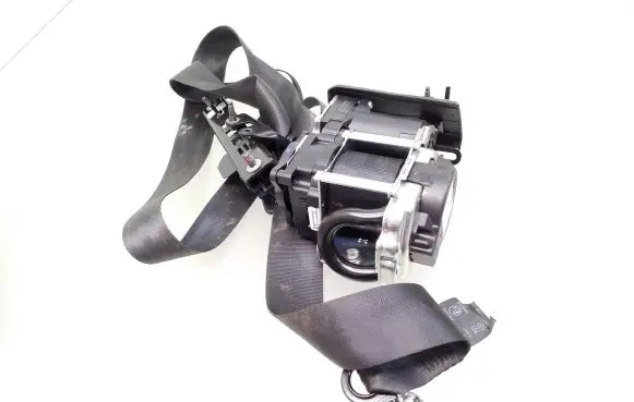 Polestar 2 Rear seatbelt 645796900E 636903200D 31675953