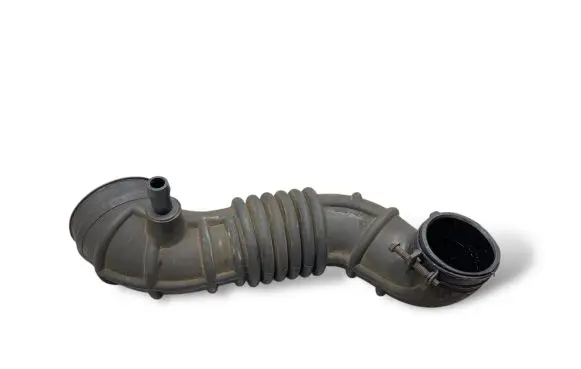 KIA Sorento Air intake hose/pipe 281303E710 K4358