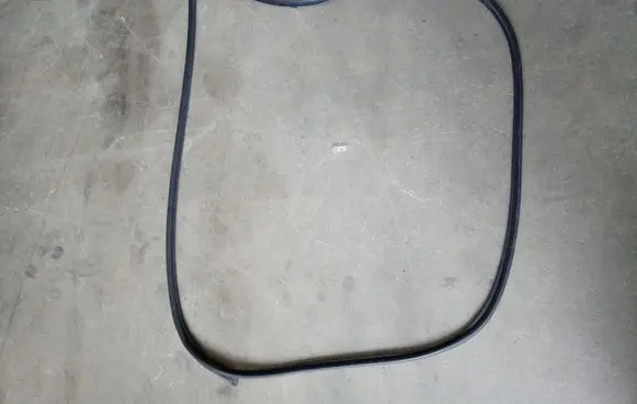 Hyundai i40 Rubber seal front door (on door) 
