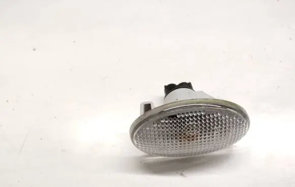Mercedes-Benz Citan W415 Front fender indicator light