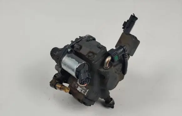Ford Mondeo MK IV Fuel injection high pressure pump 9683624080 A2C27100268