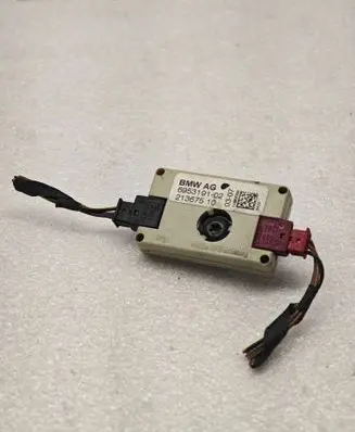 BMW 5 E60 E61 Aerial antenna amplifier 6953191 21367510