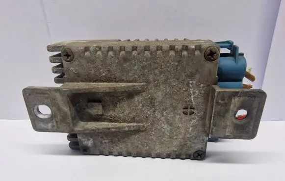 Mercedes-Benz A W168 Coolant fan relay A0235456832