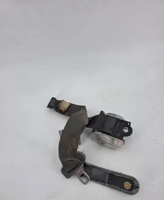 Mitsubishi Pajero Rear seatbelt 0429079 0429078