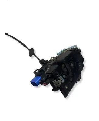 Volkswagen Golf Cross Front door lock 3D1837016 PA6630A