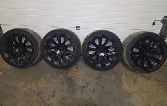 Tesla Model Y R20 alloy rim 118822300B