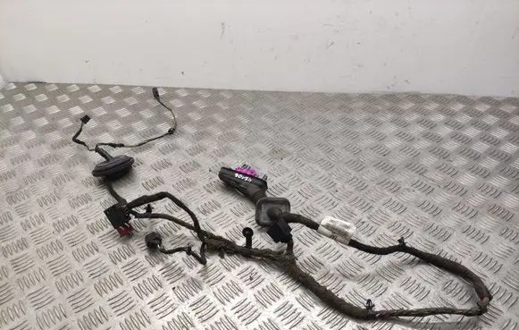 Opel Meriva B Rear door wiring loom 13301845