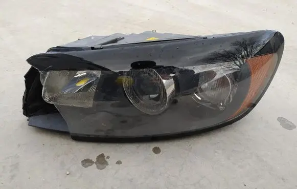 Volvo C30 Headlight/headlamp