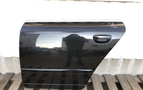 Audi A6 S6 C6 4F Rear door
