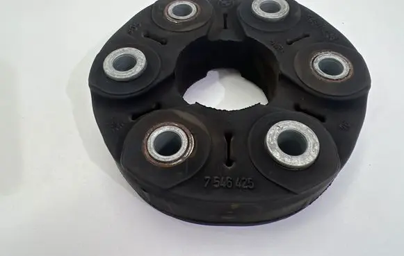 BMW 3 E92 E93 Rear prop shaft donut coupling/joint 7546425