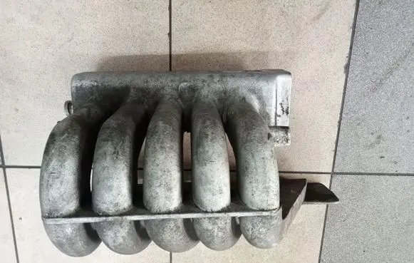 Volkswagen Transporter - Caravelle T4 Intake manifold 74129710