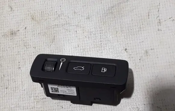 Volvo XC90 Tailgate opening switch 31443874