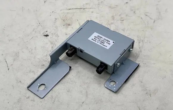 Nissan Qashqai Rear glass lock/latch C544 282B1HV00A