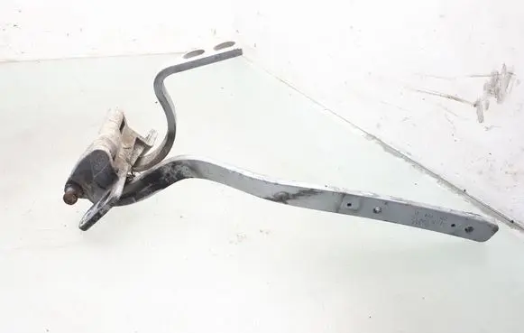 Volkswagen Touareg I Tailgate/trunk/boot hinge 7L6827301B
