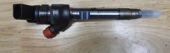 BMW 3 F30 F35 F31 Fuel injector 0445110743