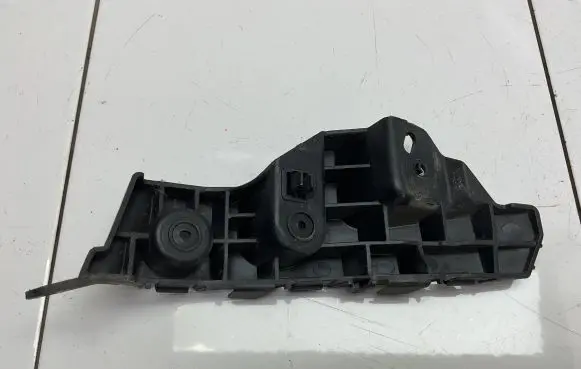 Opel Mokka Front bumper mounting bracket 95245367
