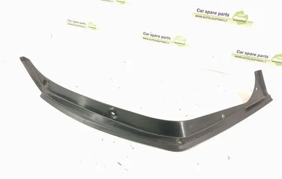 Mercedes-Benz C W204 Loading door rubber seal (on body) 2046931633 A2046931633