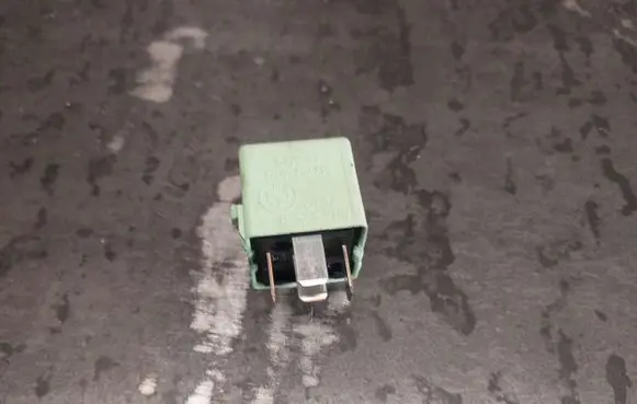 BMW X5 E53 Other relay 8373700 61368373700