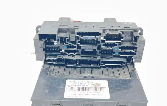 Mercedes-Benz CLK A209 C209 Fuse module 2095451101 5DK00848511