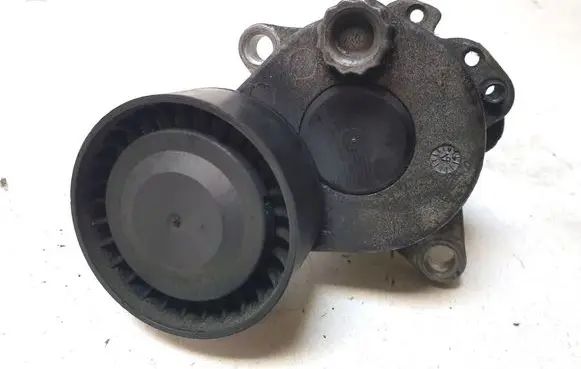 Mercedes-Benz GLK (X204) Alternator belt tensioner 