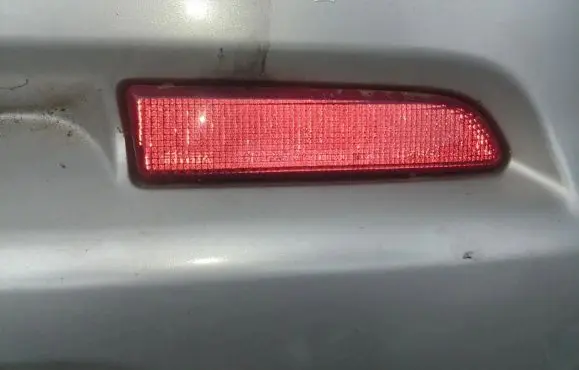 Daihatsu YRV Rear tail light reflector 