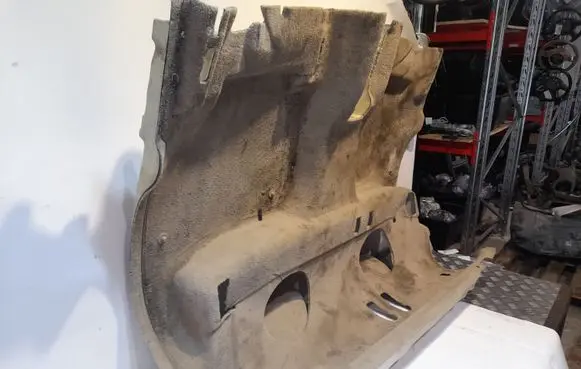 Volkswagen Touareg II Rear floor carpet liner 7P6863367