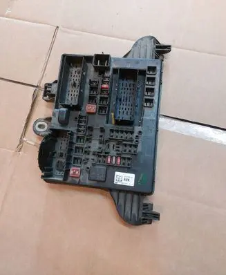 Opel Insignia A Fuse box set 22737768 14304711013