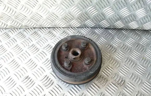 Volvo V50 Crankshaft pulley 08642400