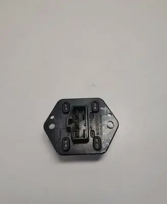 Subaru Forester SG Heater blower motor/fan resistor 900038219