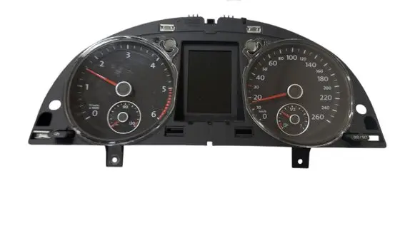 Volkswagen PASSAT B7 Speedometer (instrument cluster) 3AA920870A