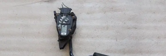Seat Alhambra (Mk1) Accelerator throttle pedal 7M1721603A