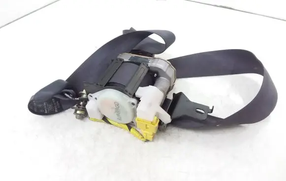 Honda Civic Front seatbelt TEA73EJ002 040846