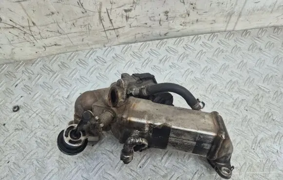 BMW 5 F10 F11 EGR valve cooler 8ME376745371 0819378 CE10000P