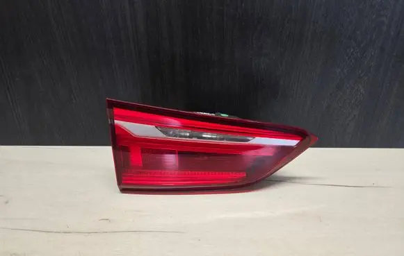 BMW X1 F48 F49 Tailgate rear/tail lights 7350697