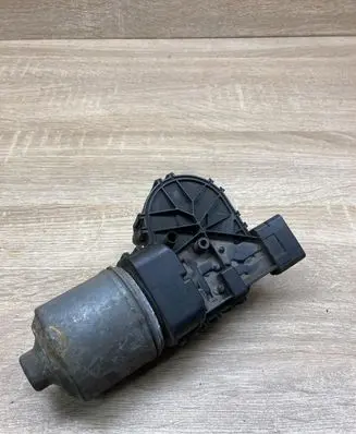 Peugeot 206 Wiper motor 0390241523