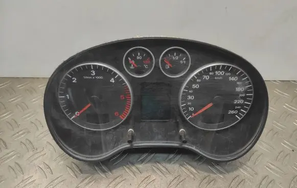 Audi A3 S3 8P Speedometer (instrument cluster) A2C53060179