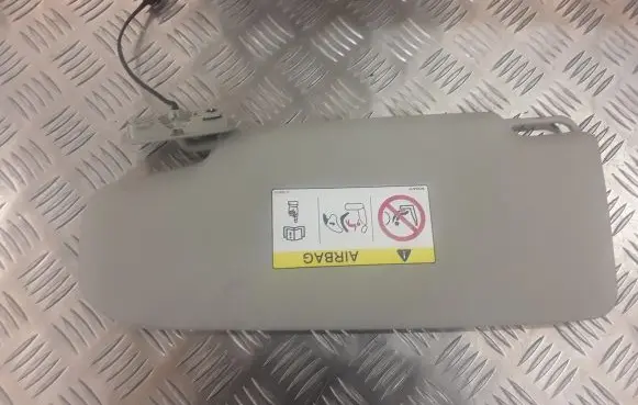 Volvo V40 Sun visor