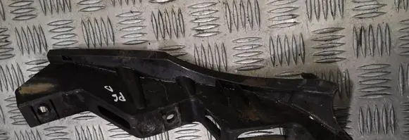 Volkswagen PASSAT B6 Front bumper mounting bracket 3c0807890